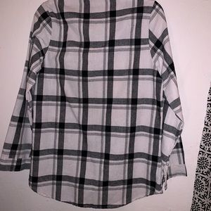 Medium sized White and black flannel